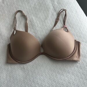 Victoria's Secret Tan T-Shirt Bra with Molded Cups